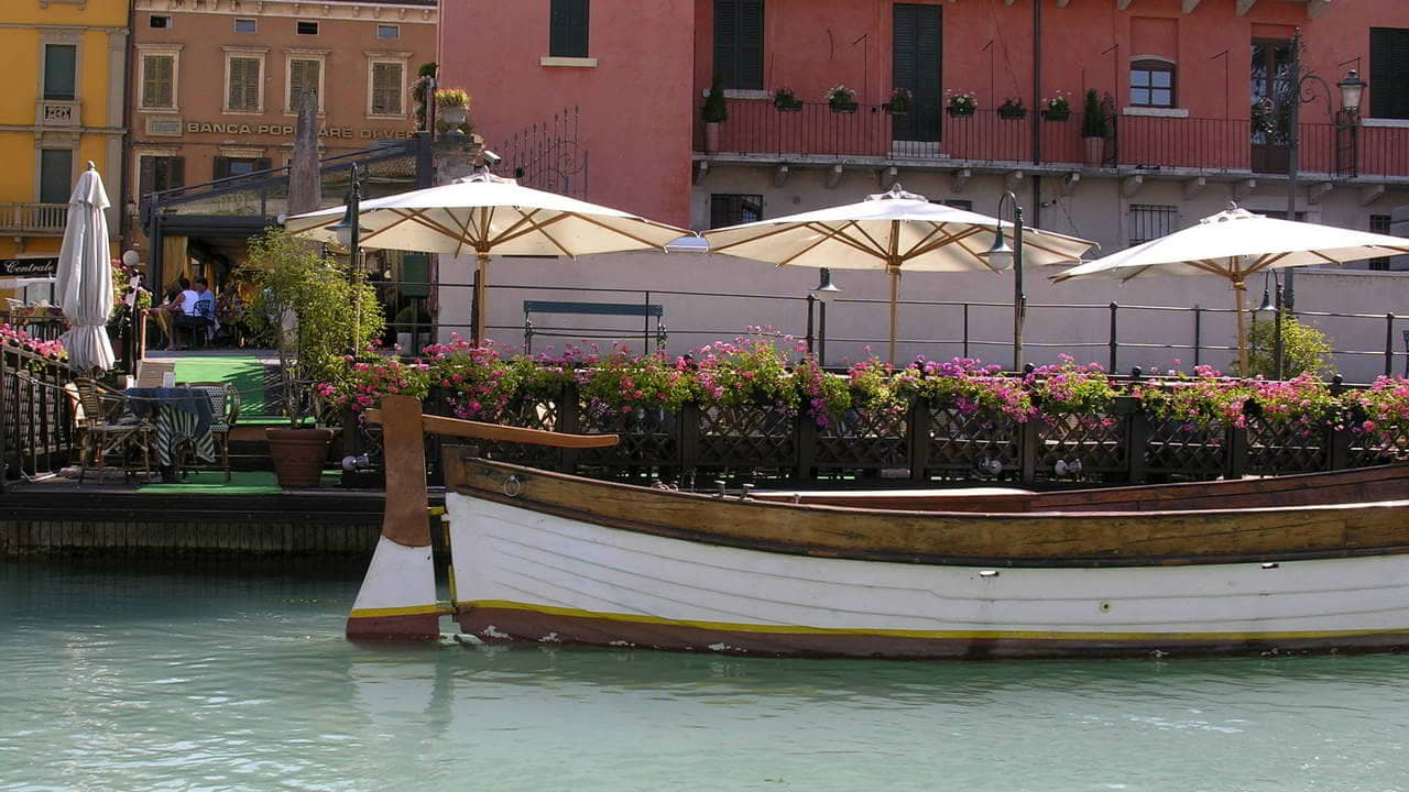 Best things to do in Peschiera at Lake Garda (Lago di Garda) - Verona Fortezza 3
