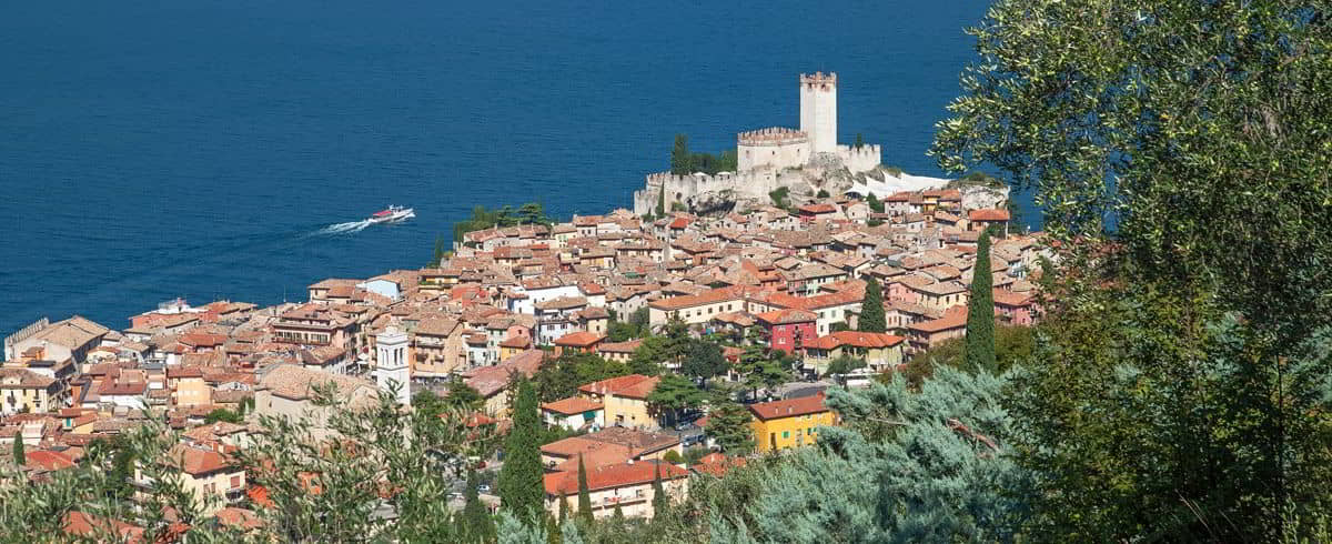 Malcesine center, let yourself be delighted