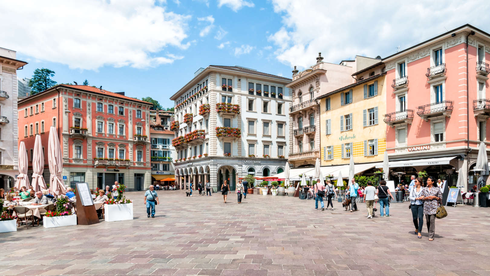 Lugano's historic centre & Piazza Riforma
