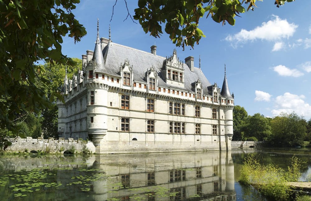 Most beautiful castles in Loire Valley France