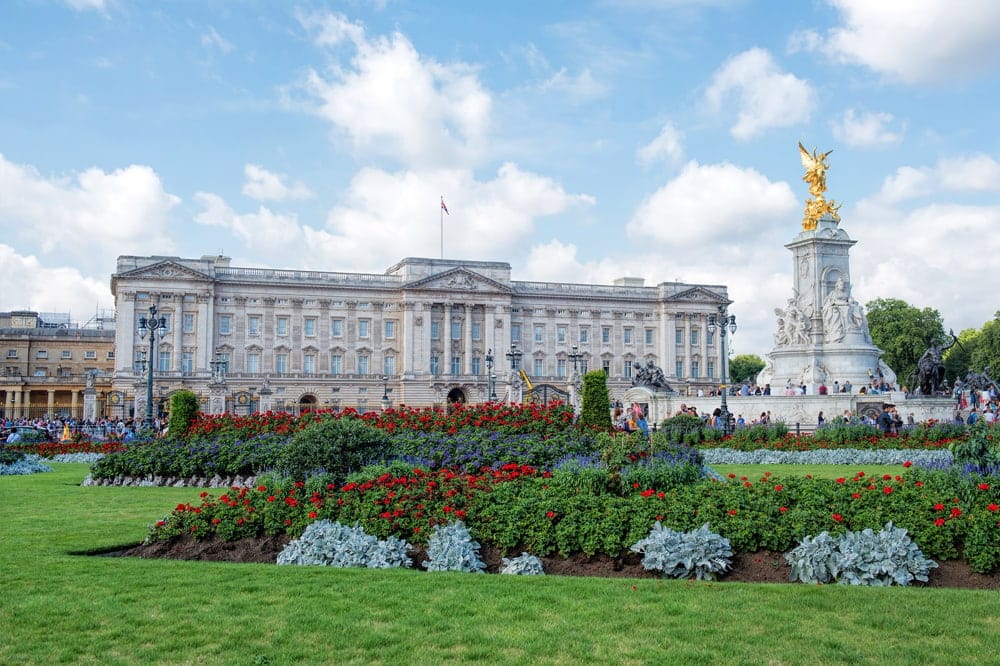 Beautiful things to do in London, England