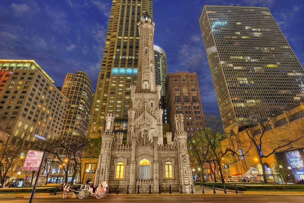 Chicago Water Tower - Things to see in Chicago USA