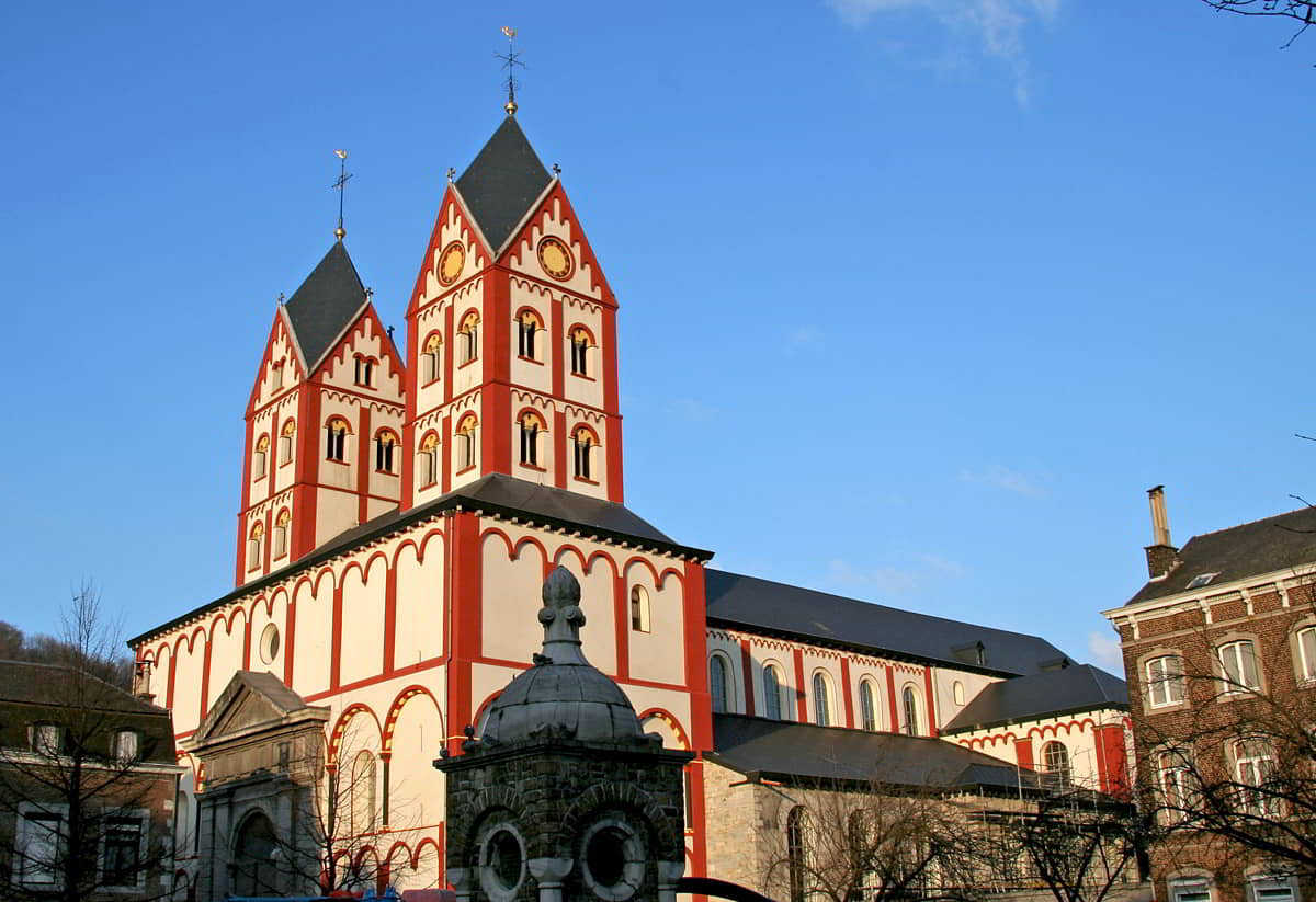 Saint-Barthelemy Collegiate Church